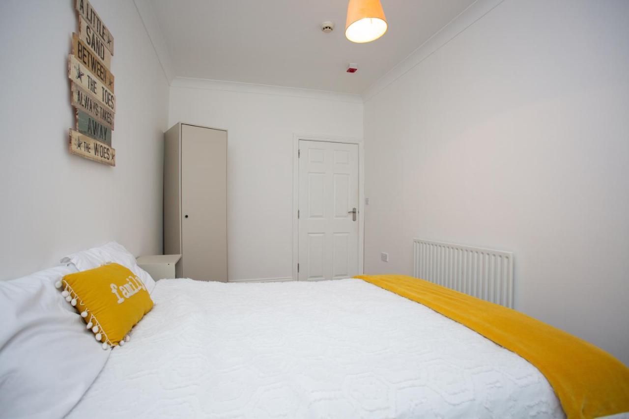 Roker Sea Front Apartments By #Shortstaysaway Sunderland  Exterior foto